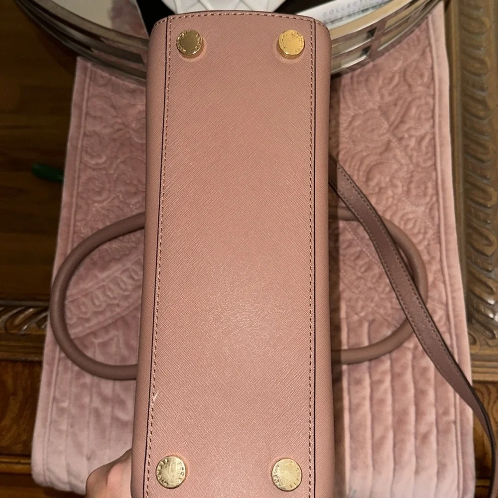 Michael Kors Bag - Picture 5 of 16